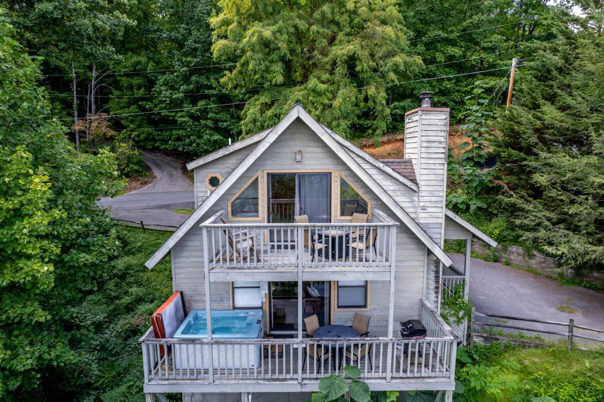 גטלינבורג Holly Tree Cabin 936 מראה חיצוני תמונה